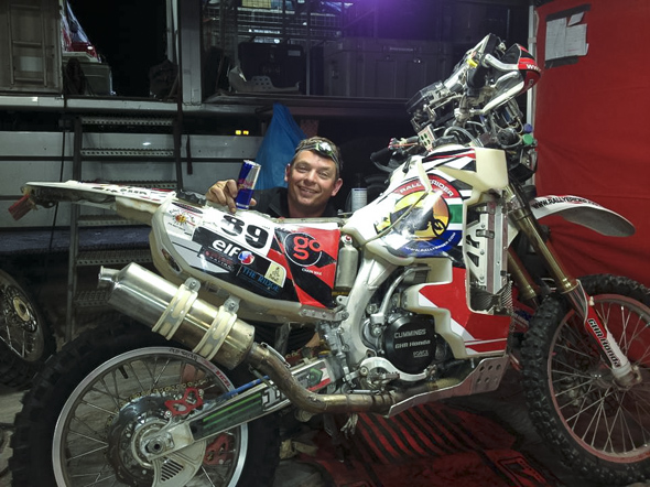 Day 04 - Arequipa 3.45am: Mechanic Jake Young attending to Brett's #89 bike